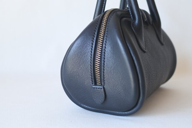 ミニマムボストン【mayra】ブラック 手縫い仕立て | iichi 日々の