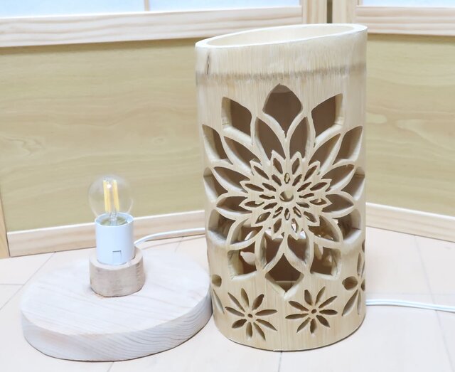 竹灯り・竹あかり・竹灯籠 繊細・両面彫り～～ 癒しの灯り☆隙光