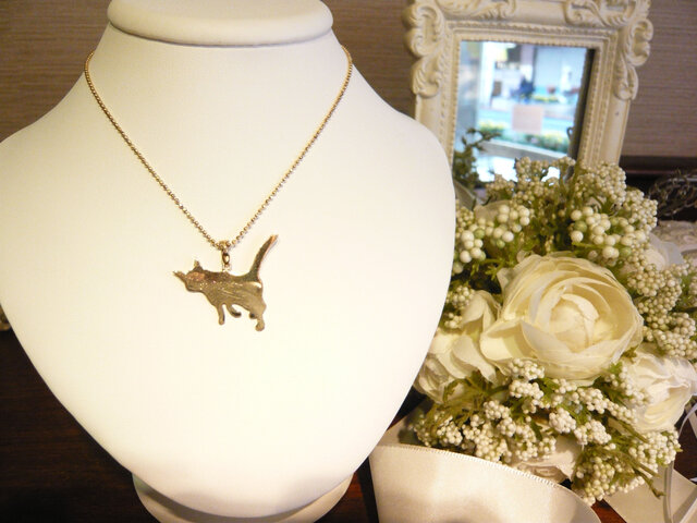 同梱値引100円❤️No.2018 レジン ペンダントトップ 猫 ネコ ねこ ♡ 同梱値引100円❤️No.1868 レジン ペンダントトップ 猫 ネコ ねこ ♡