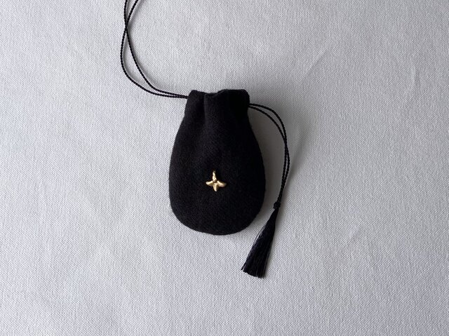 ミニ巾着 お守り袋 ペンダント / Black / cord color：black