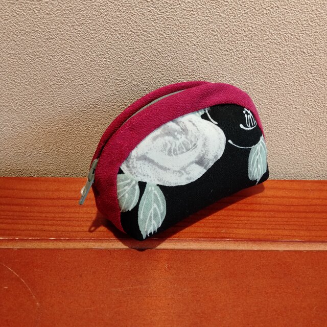 着物　楕円型ポーチ（小）