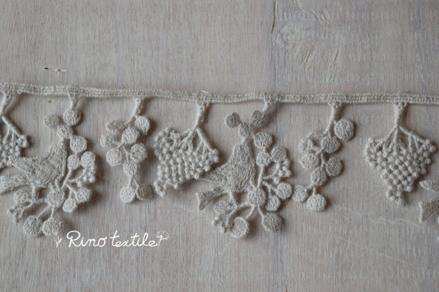 リネンカフェカーテン 裾 刺繍トリム バード＆木の実 付き