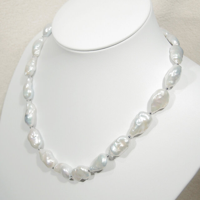 最大25×15mm高級本真珠（淡水パール、バロック、真空真珠）とSV925のネックレス（ロジウム、ナチュラルカラー）