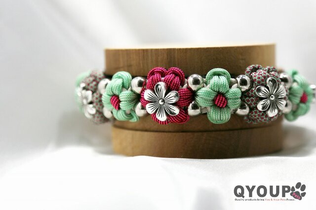 パラコード犬用首輪〈Mサイズ：28～33cm〉ParaWan combi Fleurs Menthe