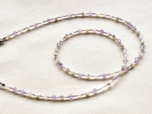 3種の天然石✴︎ラベンダーアメジストとビーズのマスクストラップ