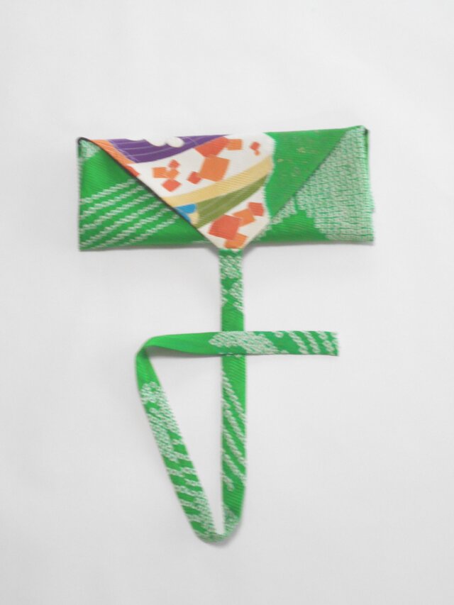 弽づつみ　黄緑絞り振袖　正絹　