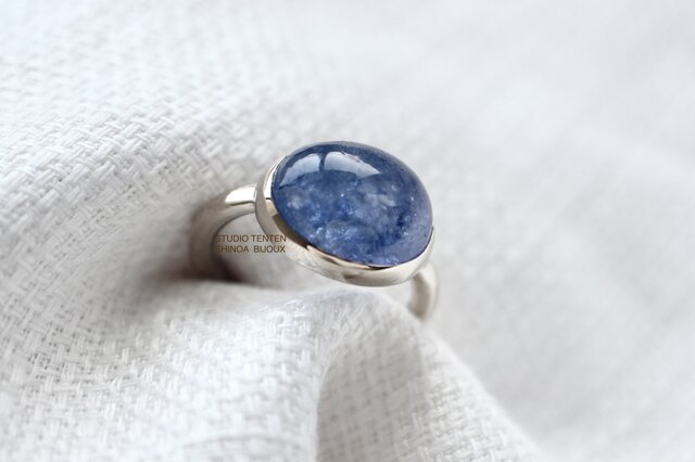 K10WG[青紫のflower tanzanite]ringの画像1枚目
