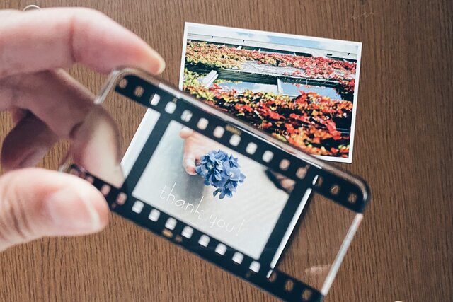 キリトリフィルム ポジフィルム風 アクリルキーホルダー 空っぽ