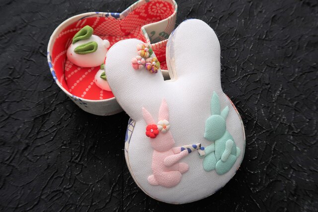 テディベアうさぎの三兄弟　カルトナージュボックス付き うさぎ、カルトナージュBOX | iichi 日々の暮らしを心地よくする