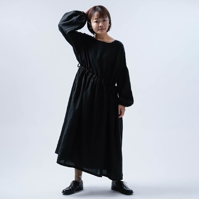 未使用級✨wafu.　ウエストブラウジング ポワン袖ワンピース　ブラック　リネン 未使用級✨wafu.ウエストブラウジング ポワン袖ワンピース