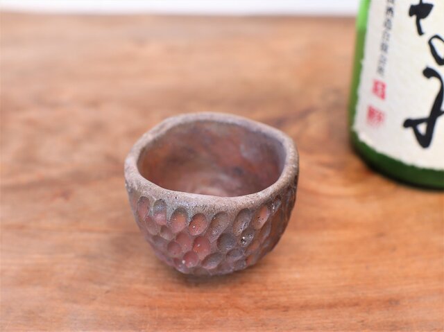 備前焼 ぐい呑み(手びねり) gi-334 | iichi 日々の暮らしを心地よく