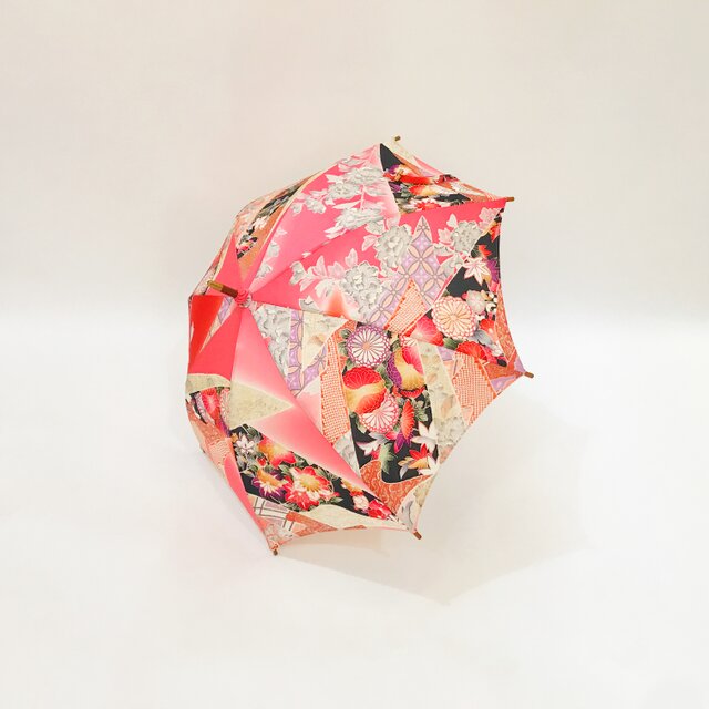 着物日傘 絹の着物をアップサイクル 日本の職人が手仕事で制作