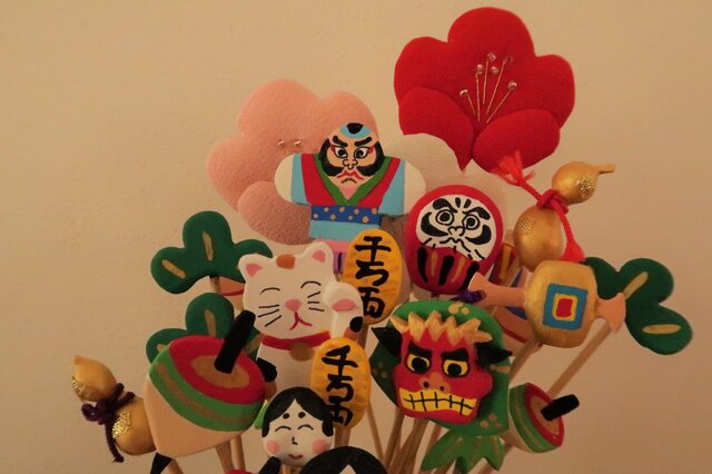 藁束お正月飾り | iichi 日々の暮らしを心地よくするハンドメイドや