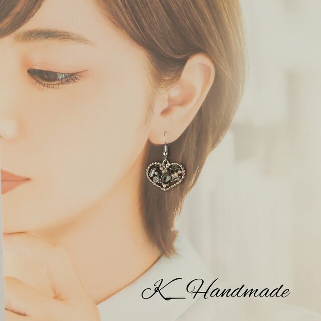 キラキラハートのビジュー ピアス | iichi 日々の暮らしを