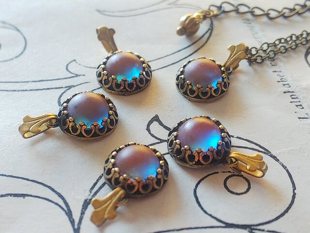 アンティーク サフィレット フロスト（7㎜）Crown／fleur-de-lis