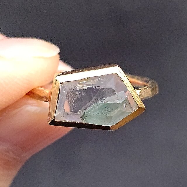 グリーンファントムクォーツ　変形5角形　シルバーSV925リング