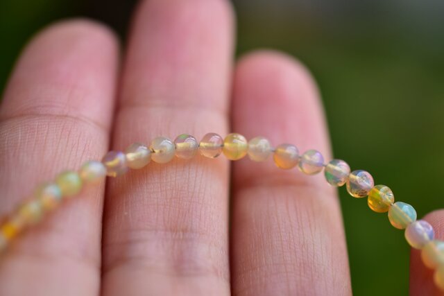 エチオピアオパール☆ビーズブレスレット872 | iichi 日々の暮らしを