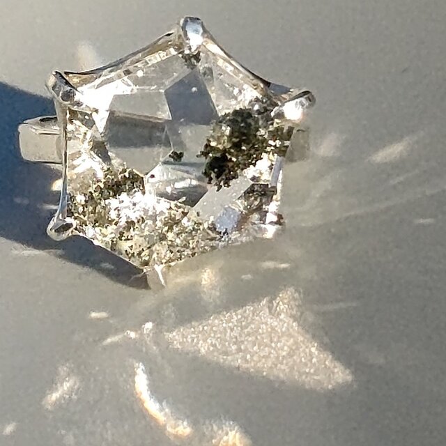 ガーデンクォーツ　ボリュミーな　6角形　ファセット　シルバーSV925リング