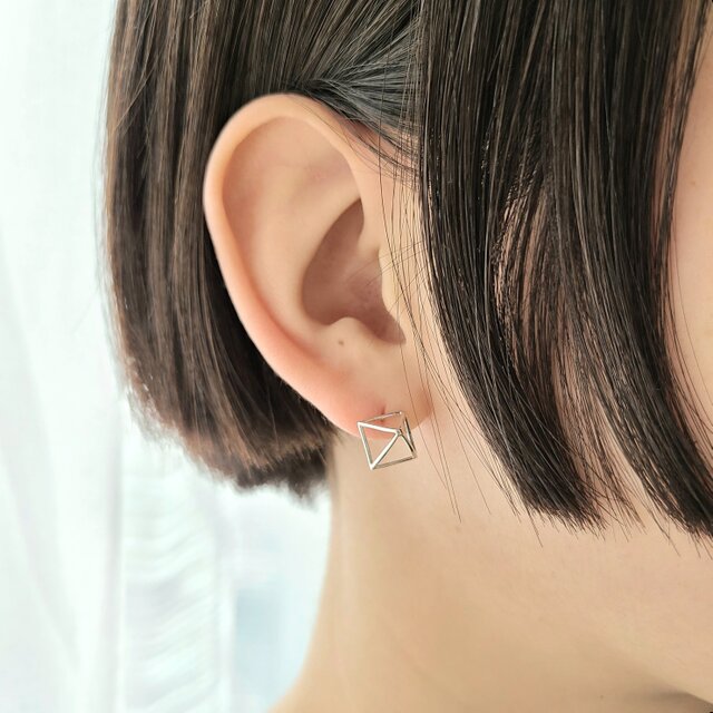 Pyramid Pierced Earrings / SV925 | iichi 日々の暮らしを心地よく