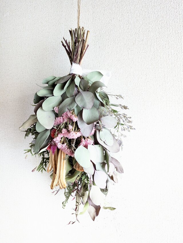 SALE‼︎ユーカリとスターチス、ヤマユリ、アンゴラを使ったの