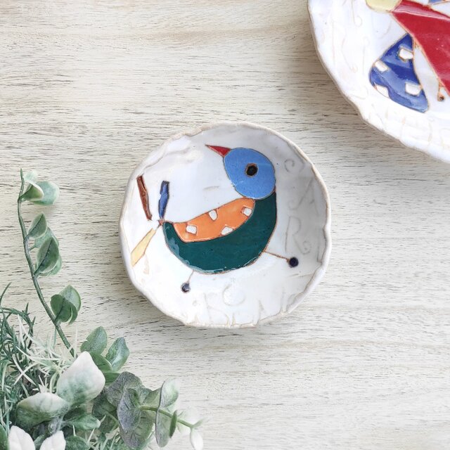 【うのふ】明るく、楽しく、美味しく！小皿４ TIDORI　2023