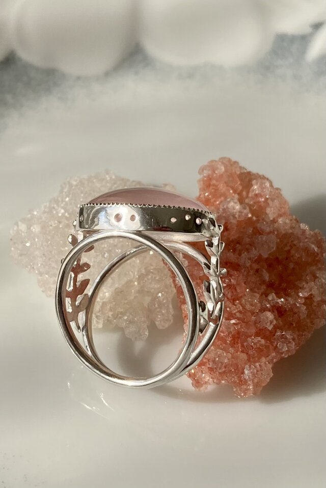 春陽〜星が輝くスターローズクォーツと月桂樹のシルバーリング | iichi