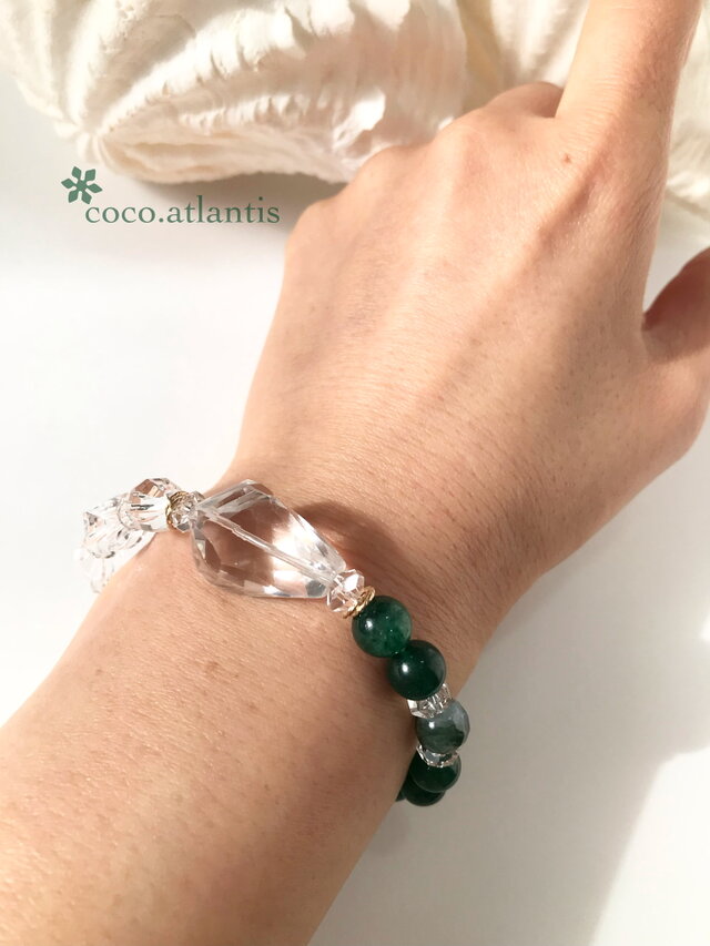 水精と森の時間〜healing bracelet＊*14kgf | iichi 日々の暮らしを