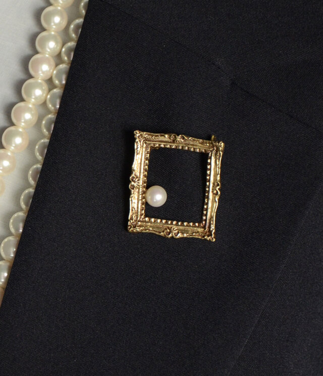 Museum / brooch - Pearl