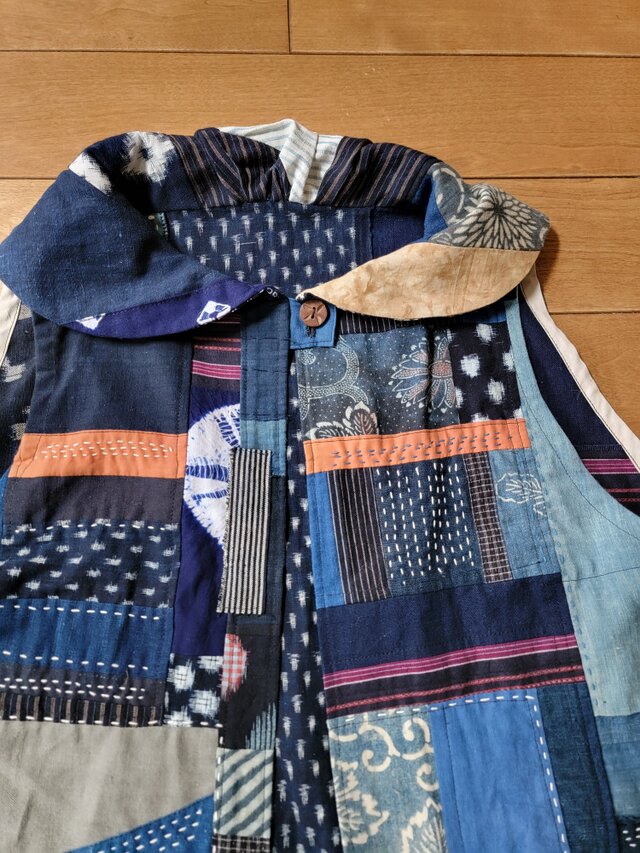 着物リメイク 古布 手作り かわいい衿 絣 パッチワーク ベスト | iichi 