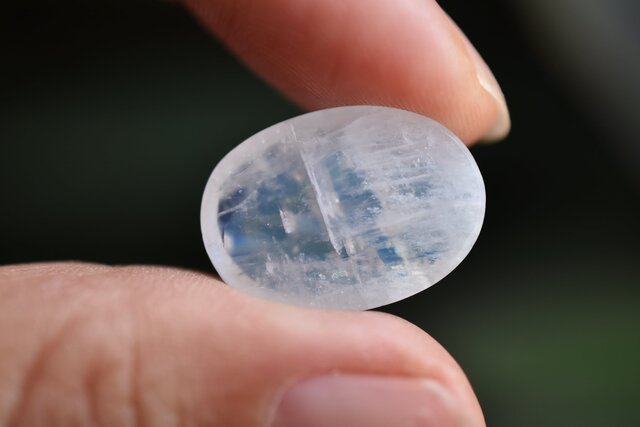 虹色シラー☆ムーンストーン ルースs717 | iichi 日々の暮らしを