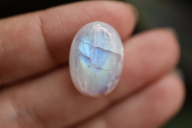 虹色シラー☆ムーンストーン ルースs717 | iichi 日々の暮らしを