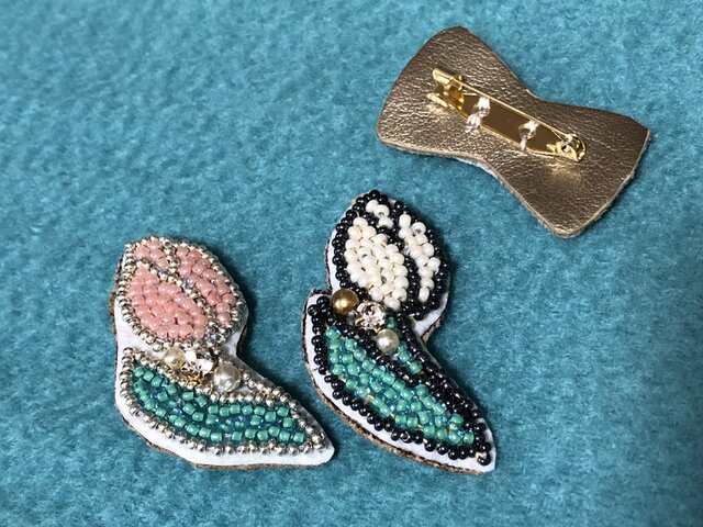 ビンテージ ブローチ 美品 ピンク珊瑚 翡翠 彫刻 チューリップ モチーフ 宝石昆虫ブローチ ブローチ petit fee d'arbre 通販 11457934