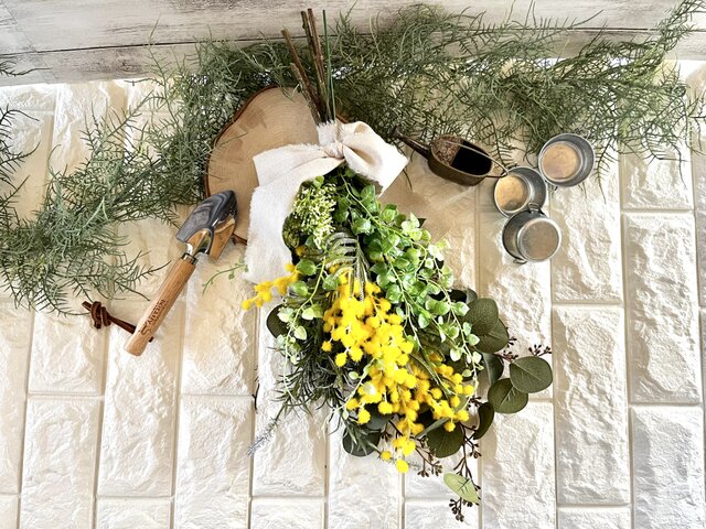 ミモザのスワッグ 玄関 ギフト 壁掛け インテリア雑貨 プレゼント