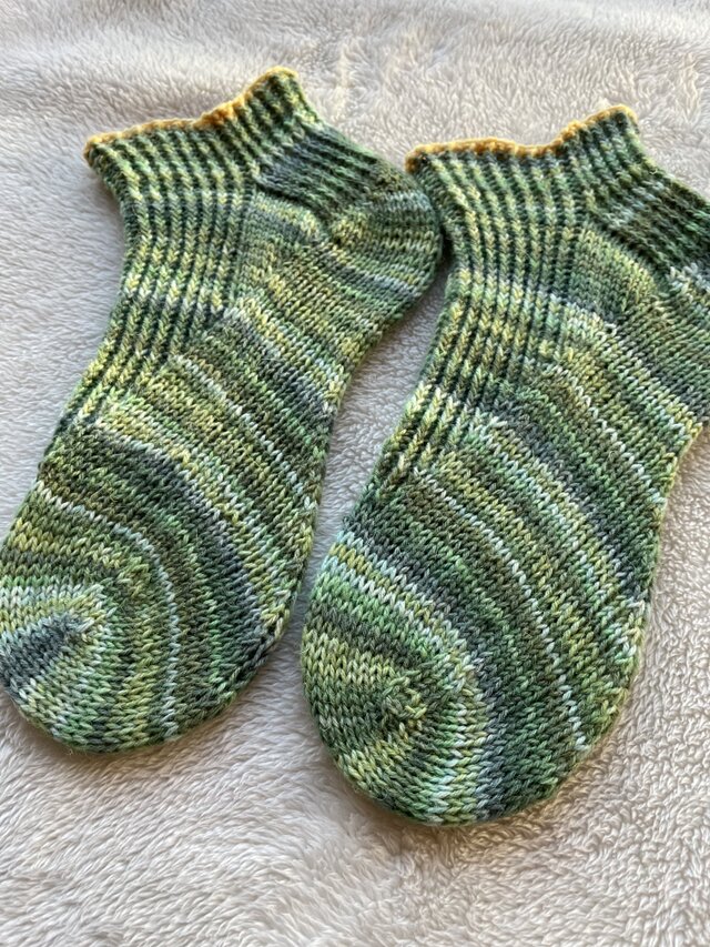 No.1062 手編み靴下 ROSANNA