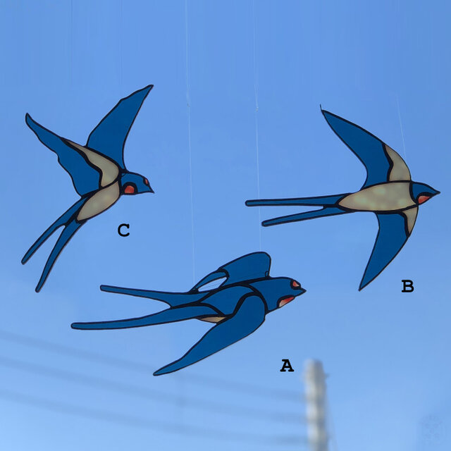 ステンドグラス サンキャッチャー つばめ ３羽（A,B,C）セット | iichi