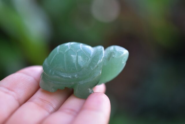 ハンドメイド 置物 Jede 亀☆ミャンマー翡翠 s722 | iichi 日々の