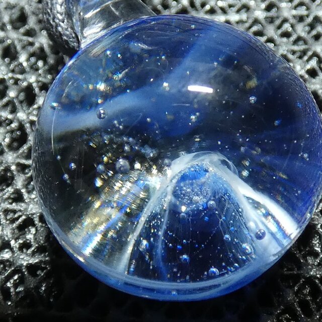 ブルーホール銀河NO.301（ガラス、とんぼ玉、宇宙、ペンダント