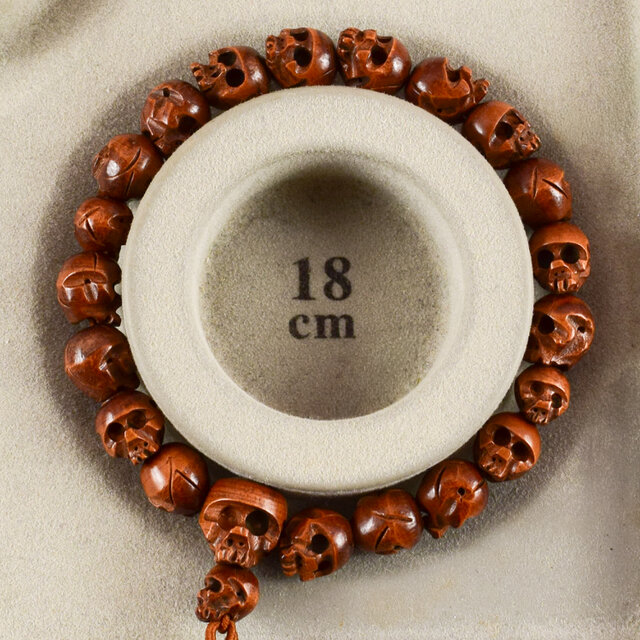 10mm 柘植 骸骨 腕輪 茶色 UDA17 | iichi 日々の暮らしを心地よくする