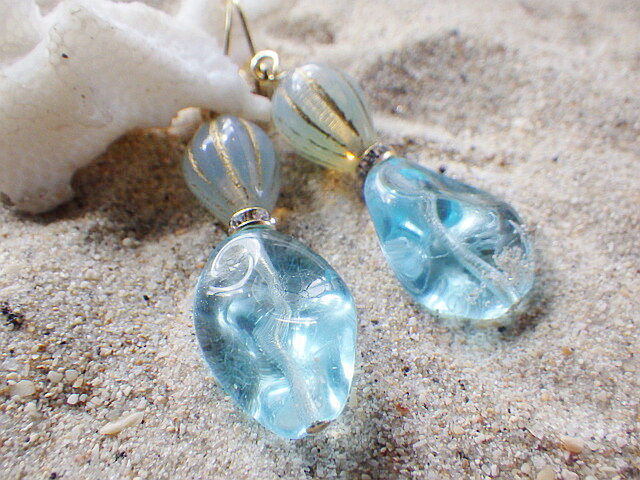 Mermaid's Perfume Bottle Earrings B 人魚姫の香水瓶ピアス
