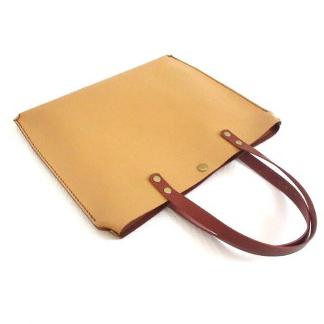 【アウトレットライン】《牛革》B5対応フラットトート・ハンドステッチ・キャメル・スムースレザー・0358