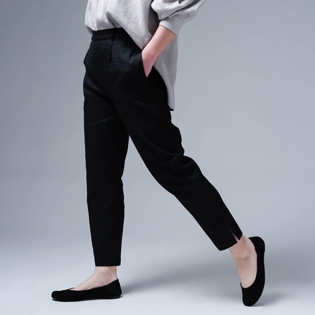 さ*だ様 wafu 麗しのサブリナパンツsサイズ（0）リネンソロテックス ブラッ リネンパンツ】麗しのサブリナパンツ 伸縮リネンソロテックス
