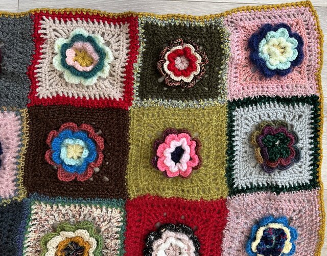 r*y様 PINK HOUSE パッチワーク タオルケット パッチワークブランケット* 立体 | iichi 日々の暮らしを心地よくする