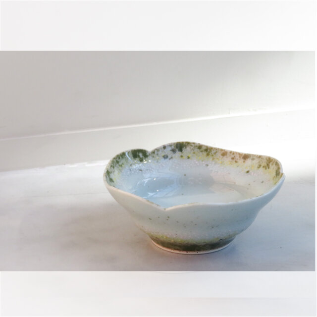 有田焼：萌黄平小鉢