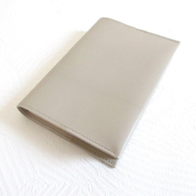 文庫本サイズ《ゴートスキン》ベージュ・ライトシュリンク・一枚革のブックカバー・0789