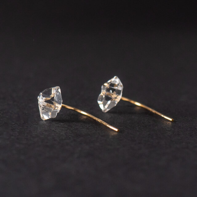accessories mauさんのハーキマーダイヤモンドピアス Dotsダイヤモンド ピアス ハーキマーダイヤモンド ｜エシカル