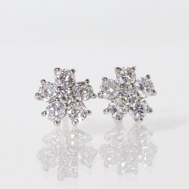 K18 フラワー ダイヤモンドピアス 0.36ct 18金 花 flower 華 