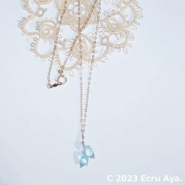 *浅蜊*宝石質アクアマリンのフラワーバドのネックレス