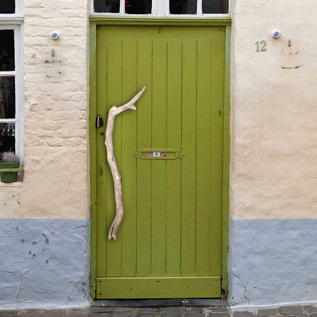✿個性ある一点もの✿ 流木ドア取っ手・流木ドアノブ・流木ドア