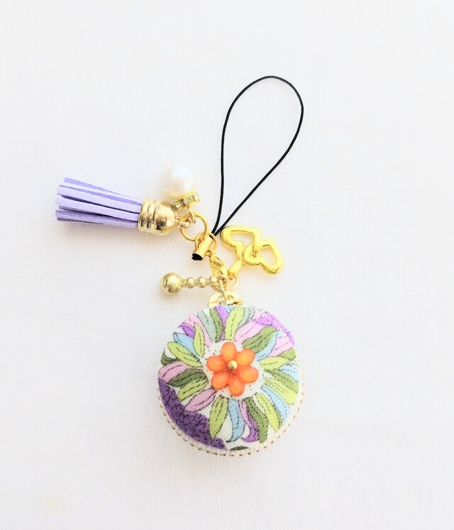 リバティスザンナのマカロンポーチ①