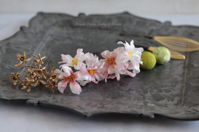 桜と胡蝶蘭とマムのヘッドドレス（13点） 春色 桜色 桜 卒業袴